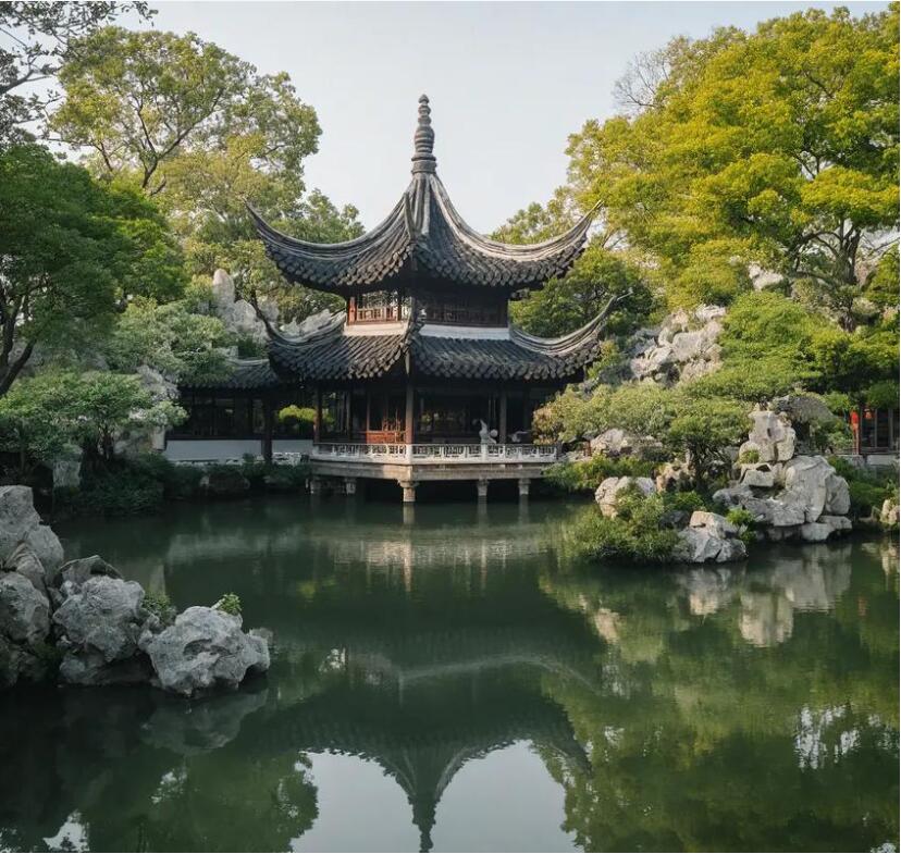 重庆秋荷餐饮有限公司